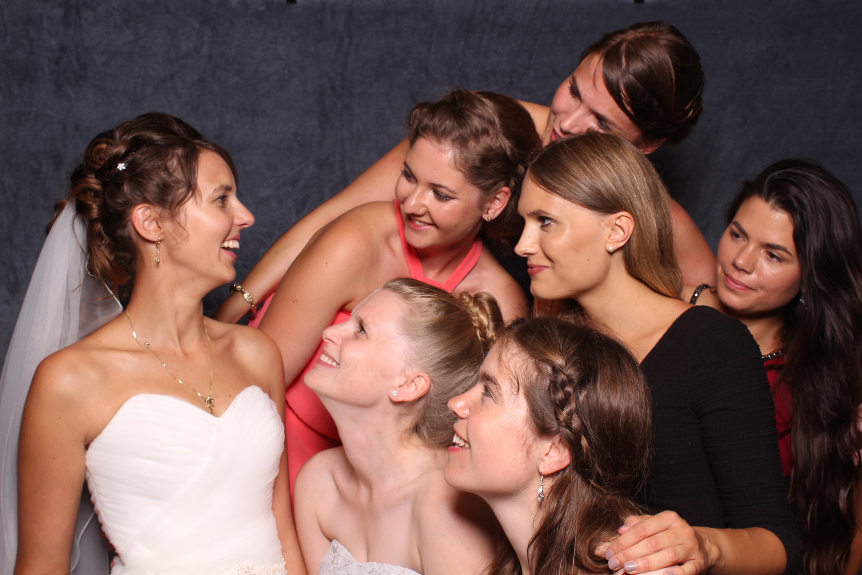 Flashbox, Hochzeitsfoto, Gruppenfoto, Spassfoto, Brautjungfern, Fotobox, Trauzeugen